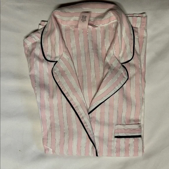 Victoria's Secret Pink and White Striped Pajama Set with Silver - Picture 8 of 12